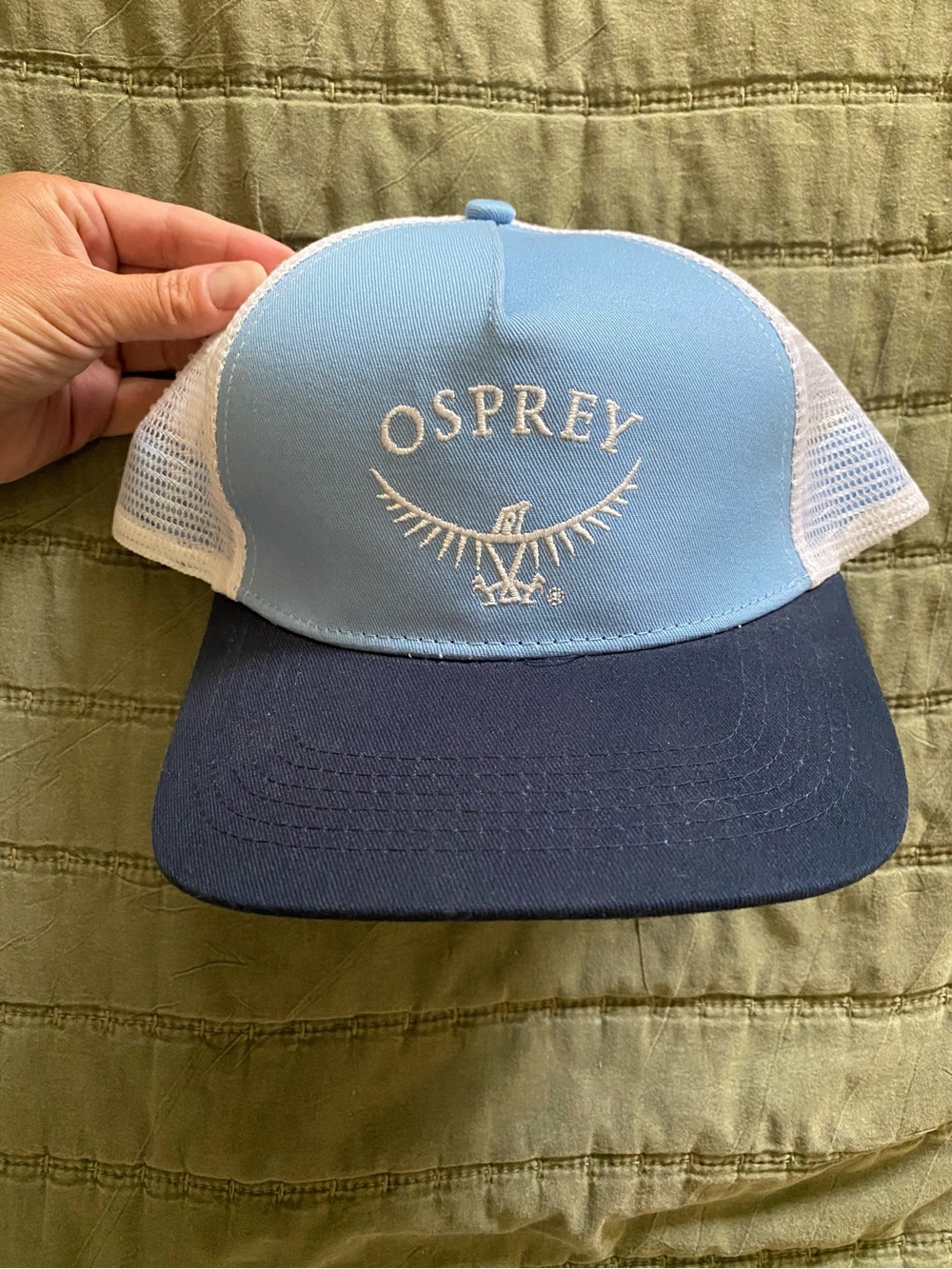 NWOT Osprey SnapBack trucker hat